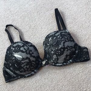 ⭐️LIMITED TIME SALE⭐️ Victoria’s Secret sexy little things push up bra